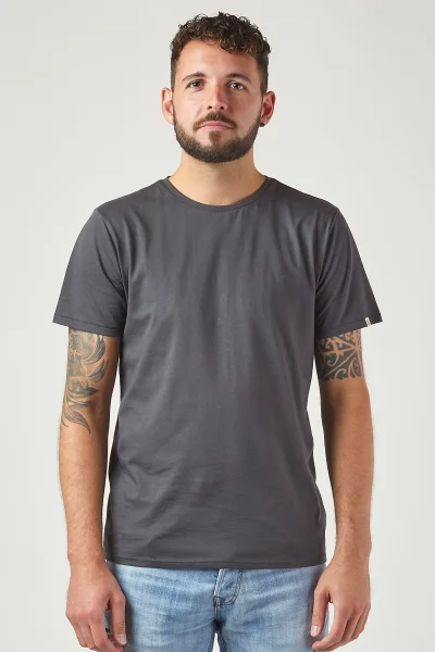 Basic T-Shirt 3er-Pack