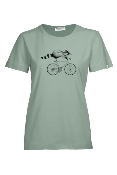 Raccoon Luisa T-Shirt