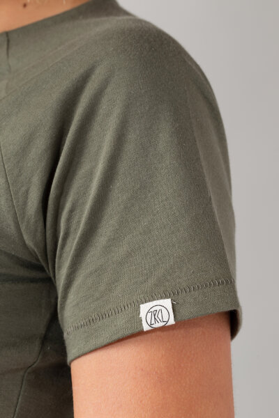 Basic T-Shirt