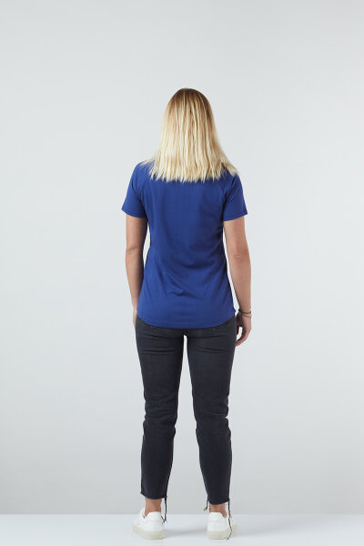 Basic T-Shirt