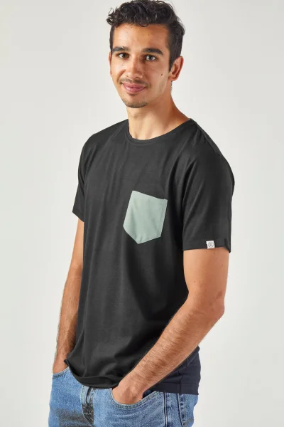 Pocket T-Shirt