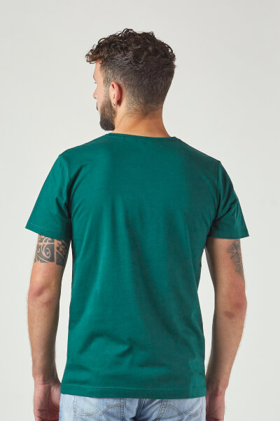 Basic T-Shirt