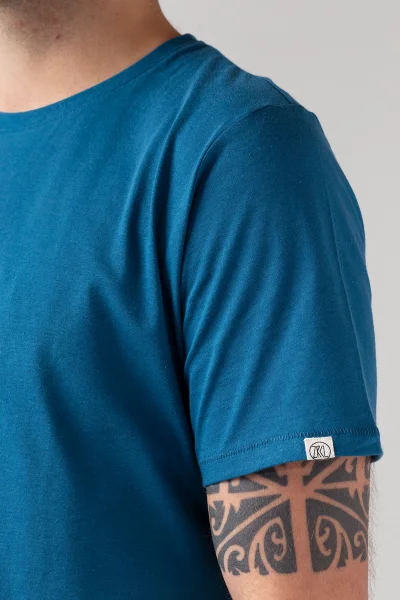 Basic T-Shirt