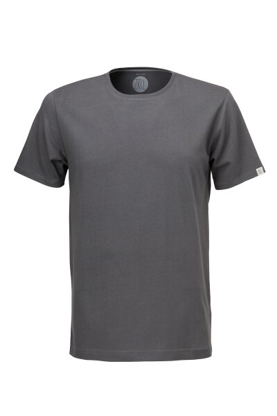 Basic T-Shirt