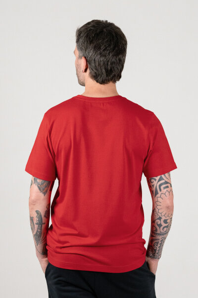 Basic T-Shirt