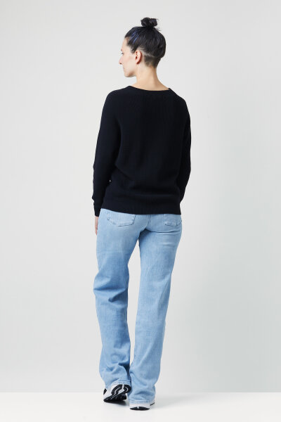 Alma Sweater SWISS EDITION